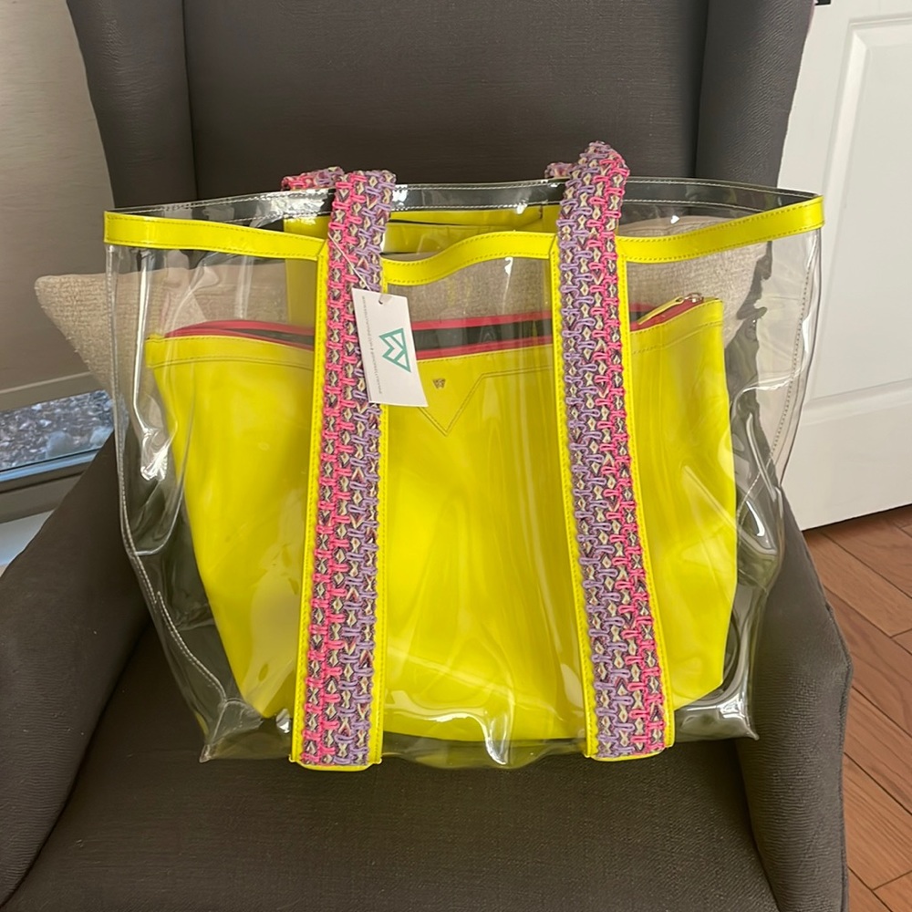 Kelly Wynne Bring On The Beach Bag - Limited Edition Neon Lime/Yellow